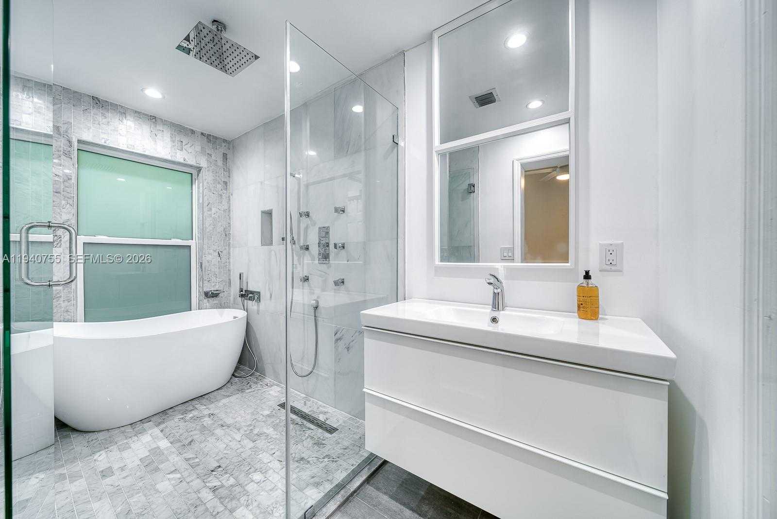 Small Image of 4000 KUMQUAT AVE, Miami Number 25