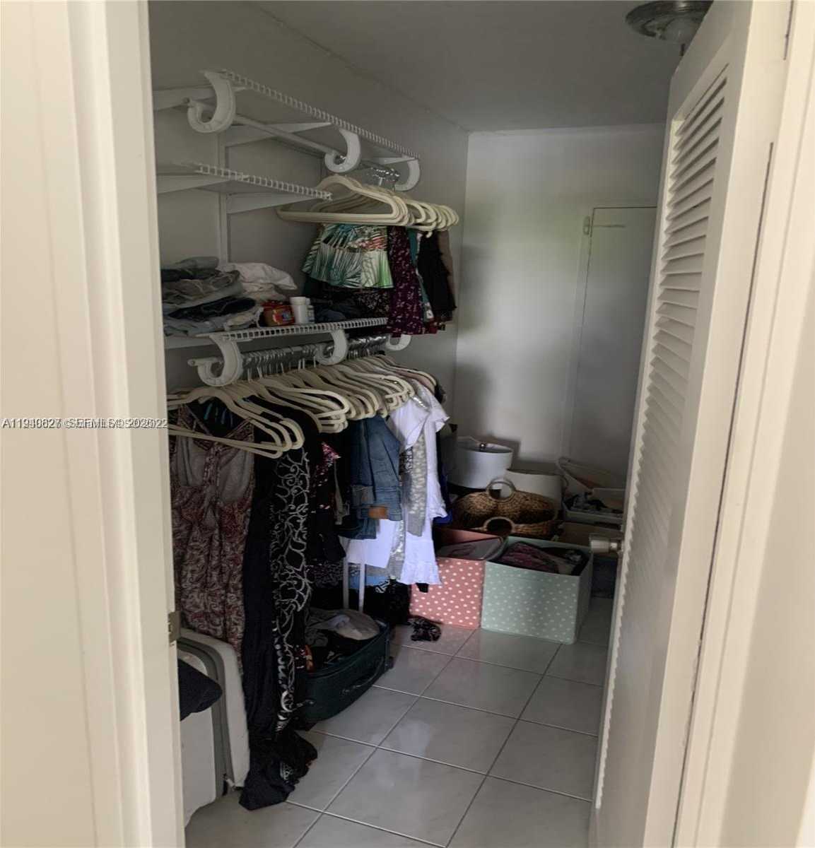 Small Image of 900 BAY DR #211, Miami Beach Number 28