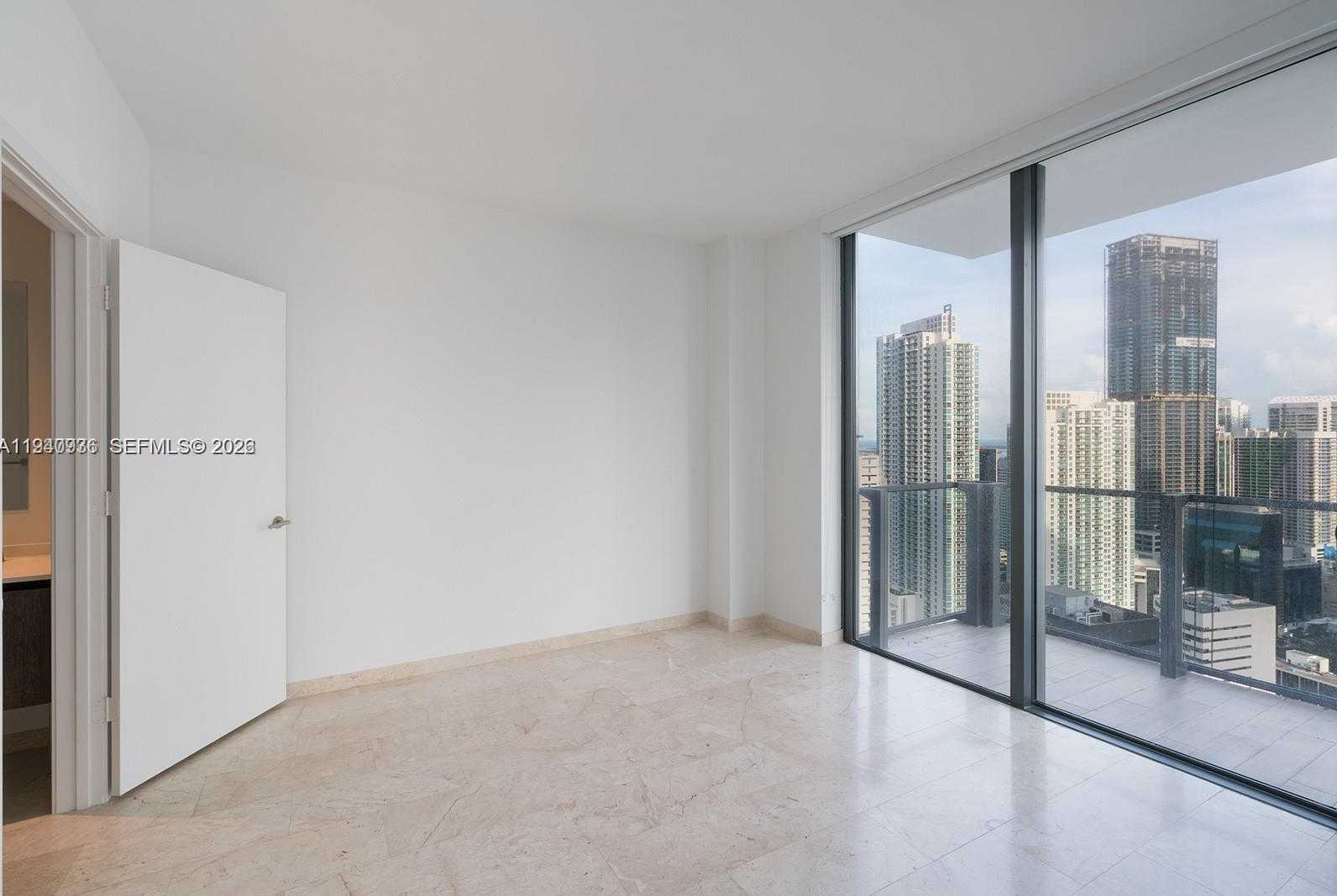 Small Image of 68 SOUTH EAST 6TH ST #3402, Miami Number 11