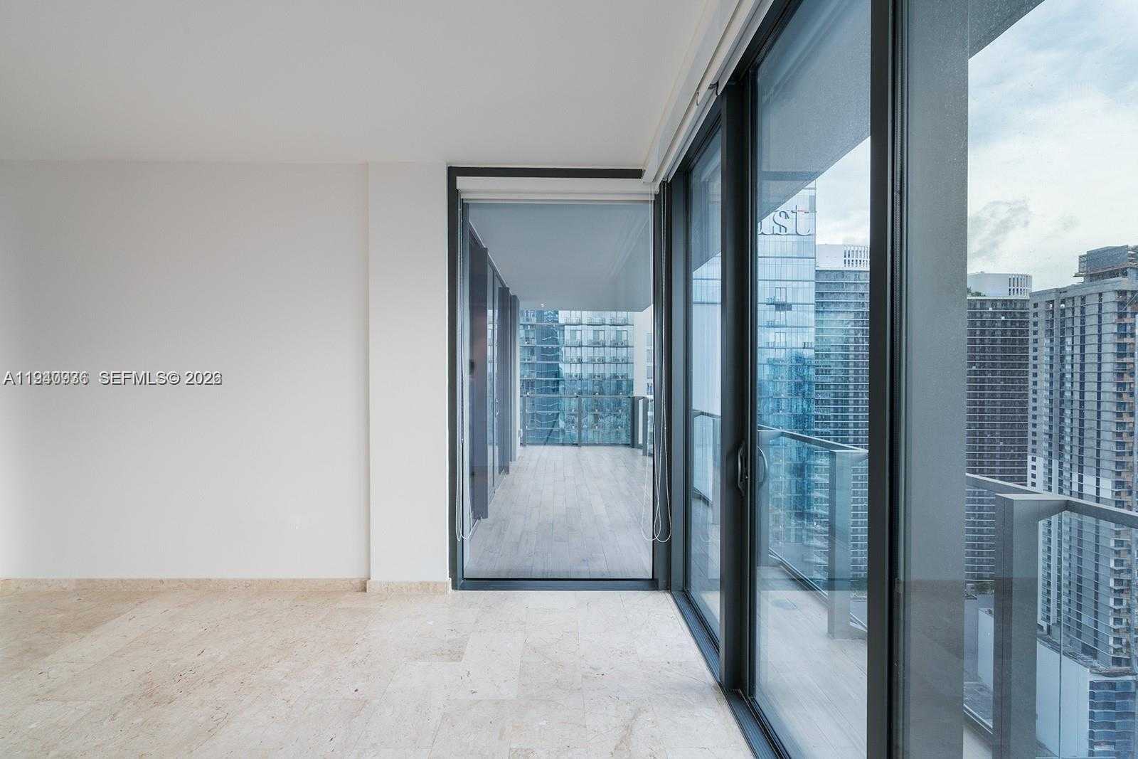 Small Image of 68 SOUTH EAST 6TH ST #3402, Miami Number 7