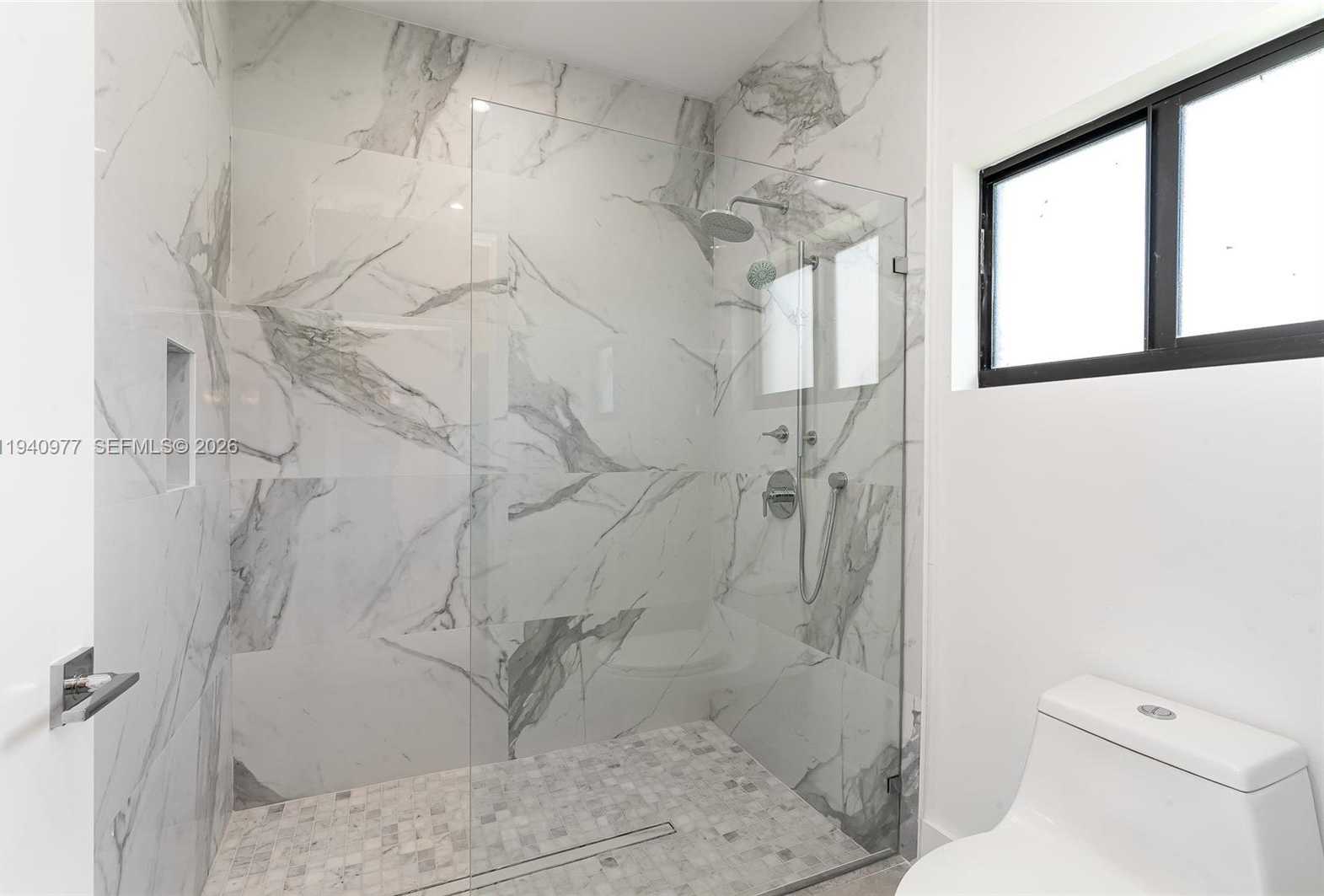 Small Image of 2560 NORTH EAST 199TH ST, Miami Number 23