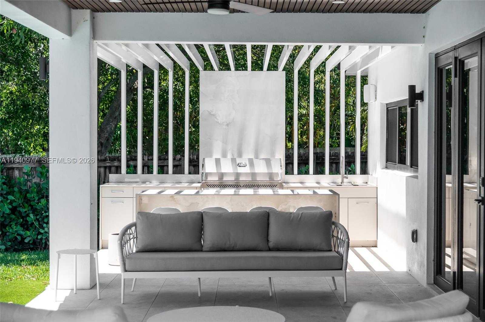 Small Image of 2560 NORTH EAST 199TH ST, Miami Number 41