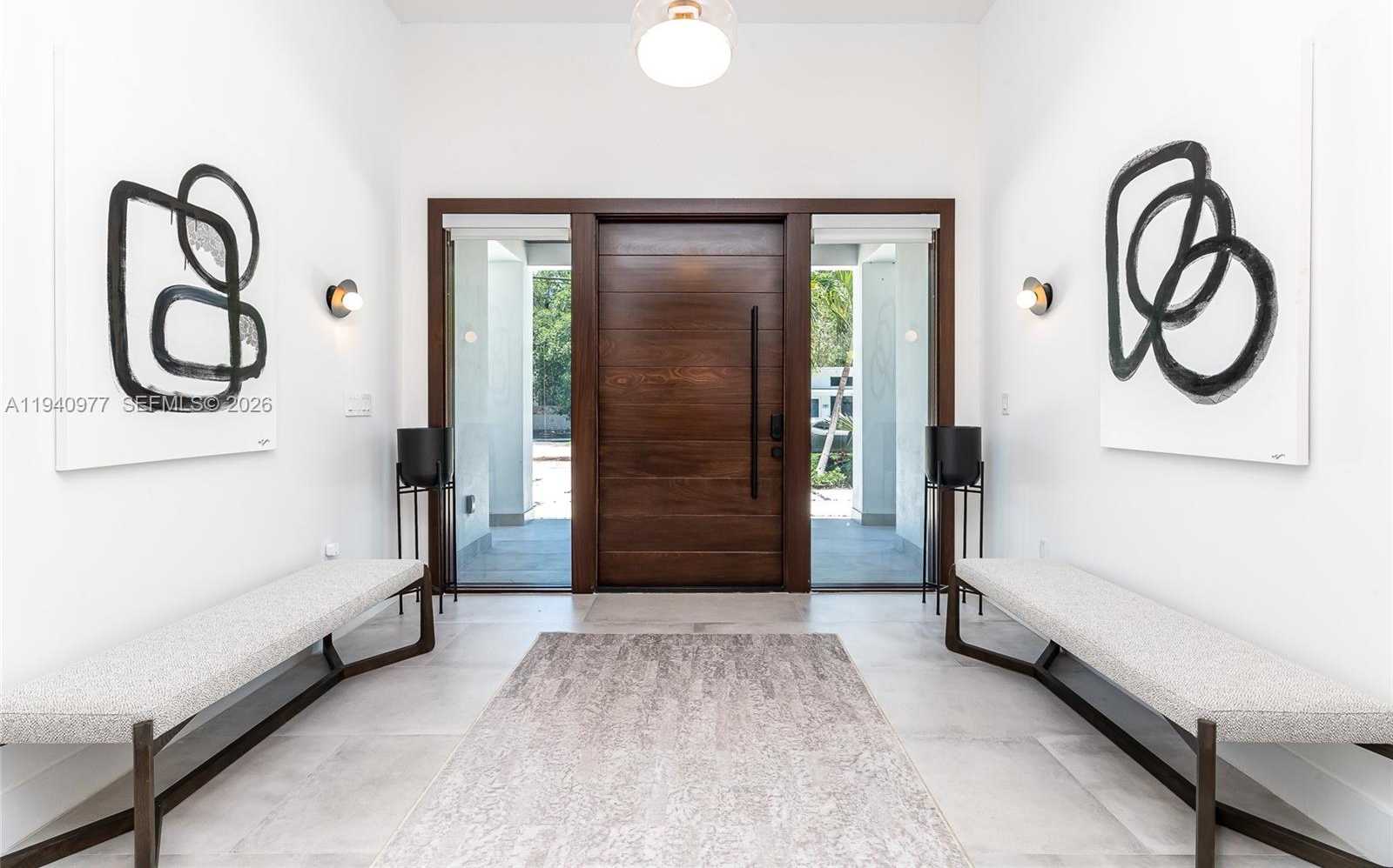 Small Image of 2560 NORTH EAST 199TH ST, Miami Number 5