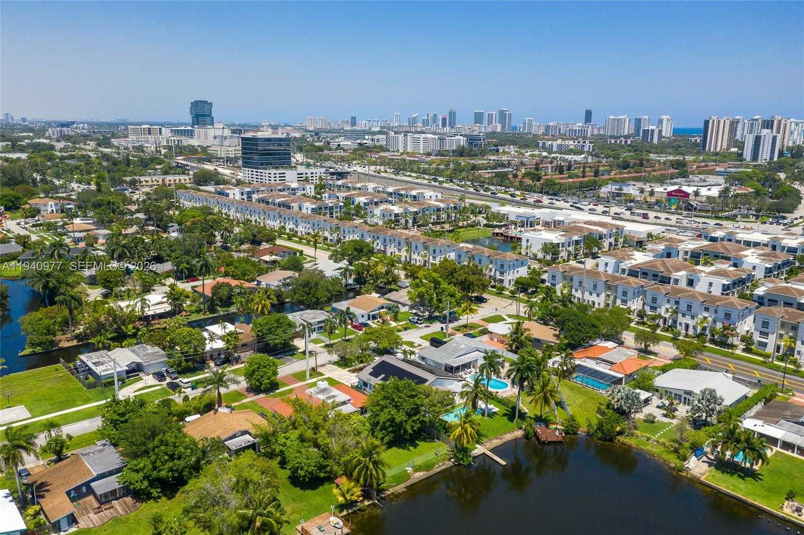 Small Image of 2560 NORTH EAST 199TH ST, Miami Number 72