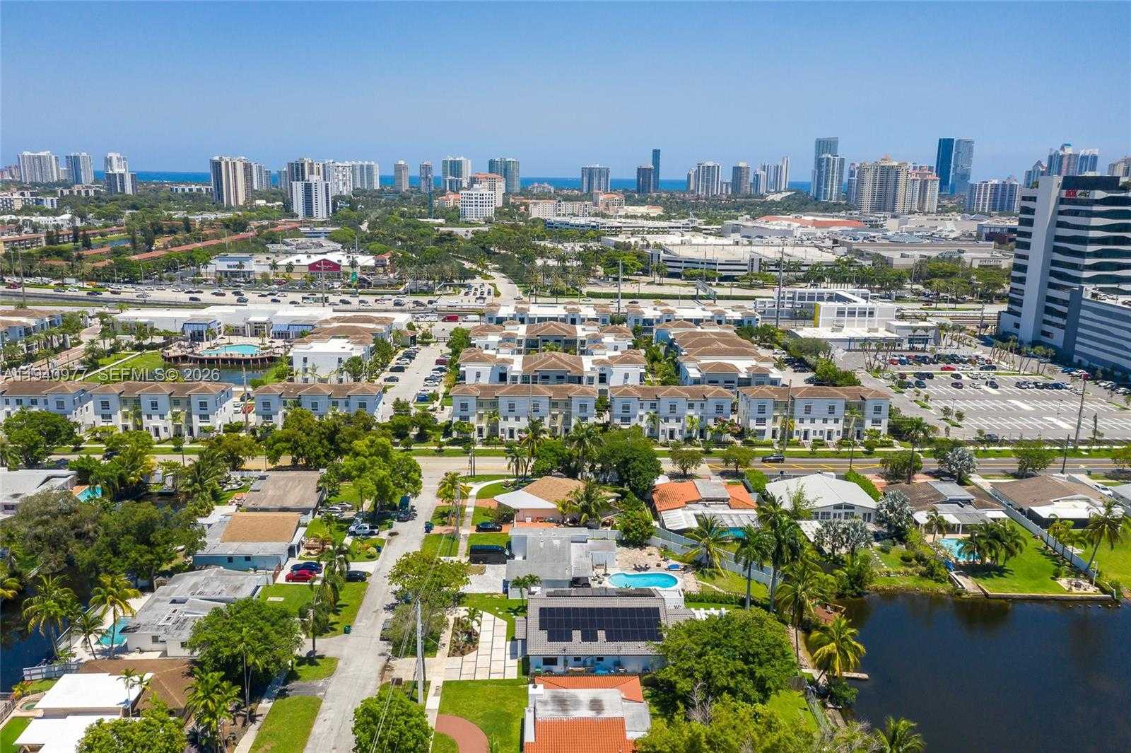 Small Image of 2560 NORTH EAST 199TH ST, Miami Number 73