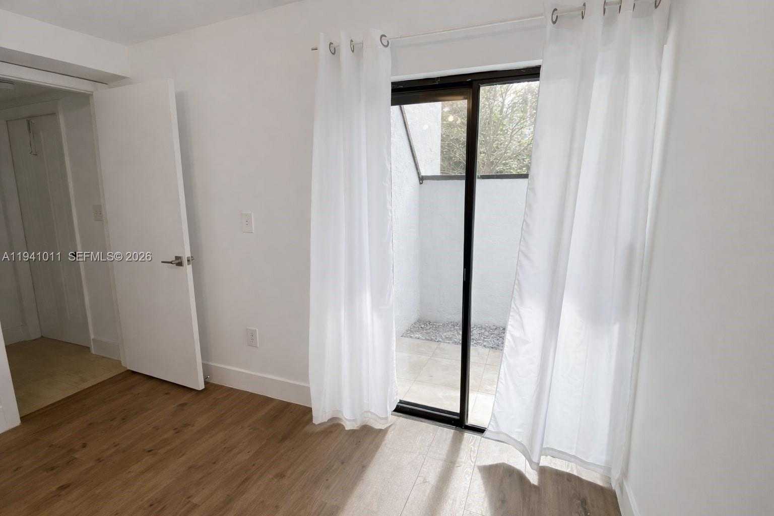 Small Image of 3552 MAGELLAN CIR #126, Aventura Number 9