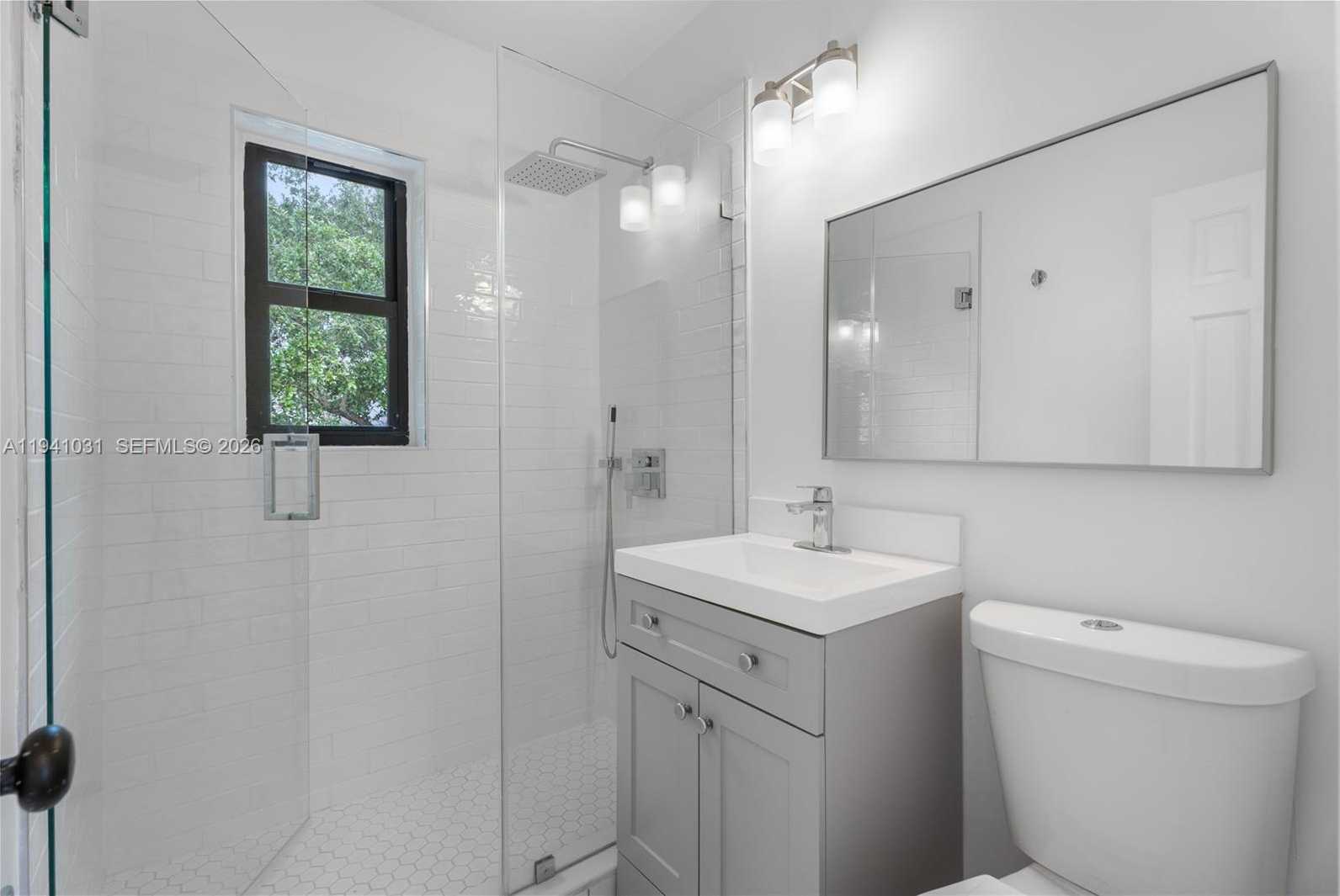 Small Image of 3202 ELIZABETH ST #3202, Miami Number 10