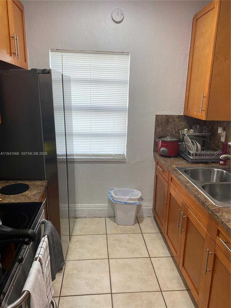 Small Image of 1631 NORTH WEST 29TH AVE, Miami Number 28