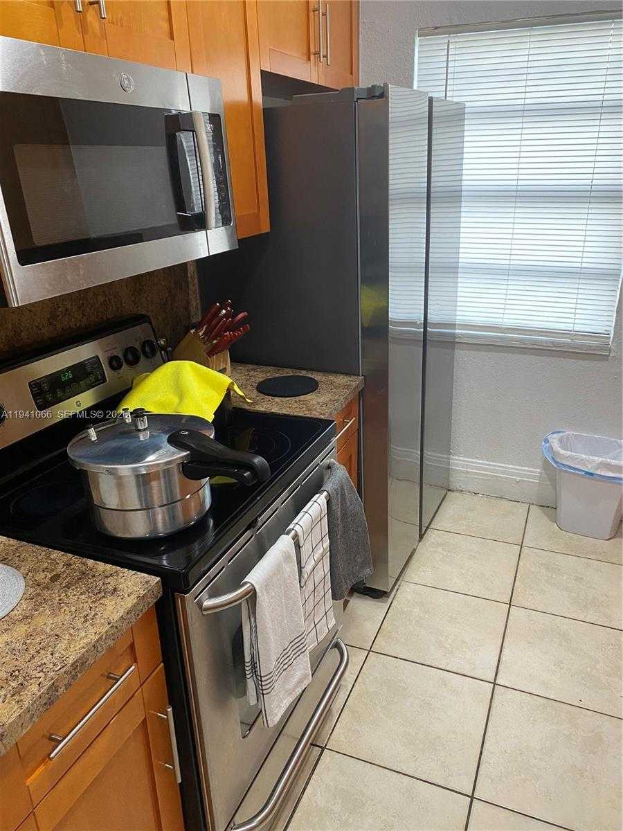 Small Image of 1631 NORTH WEST 29TH AVE, Miami Number 29