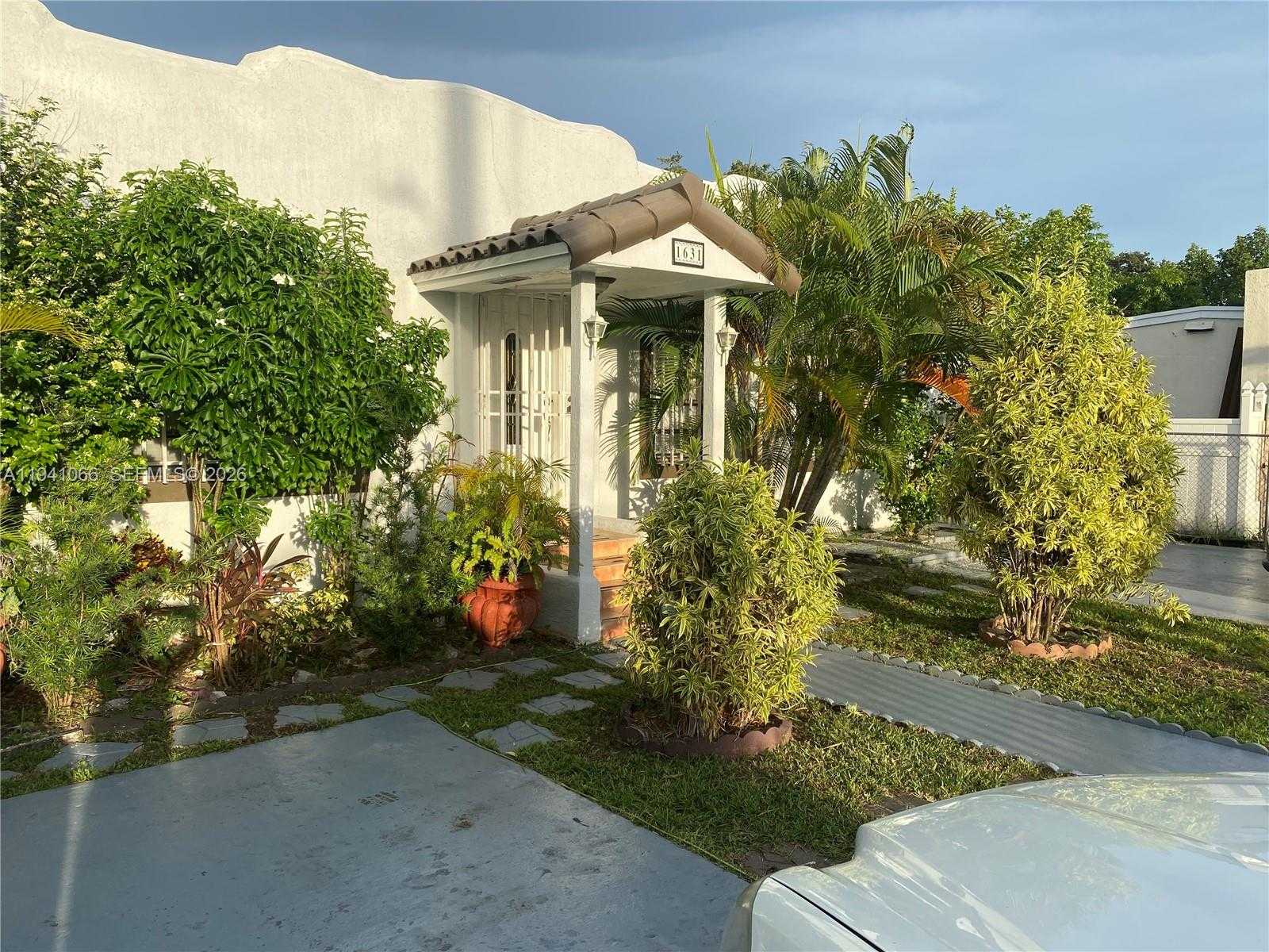 Small Image of 1631 NORTH WEST 29TH AVE, Miami Number 5