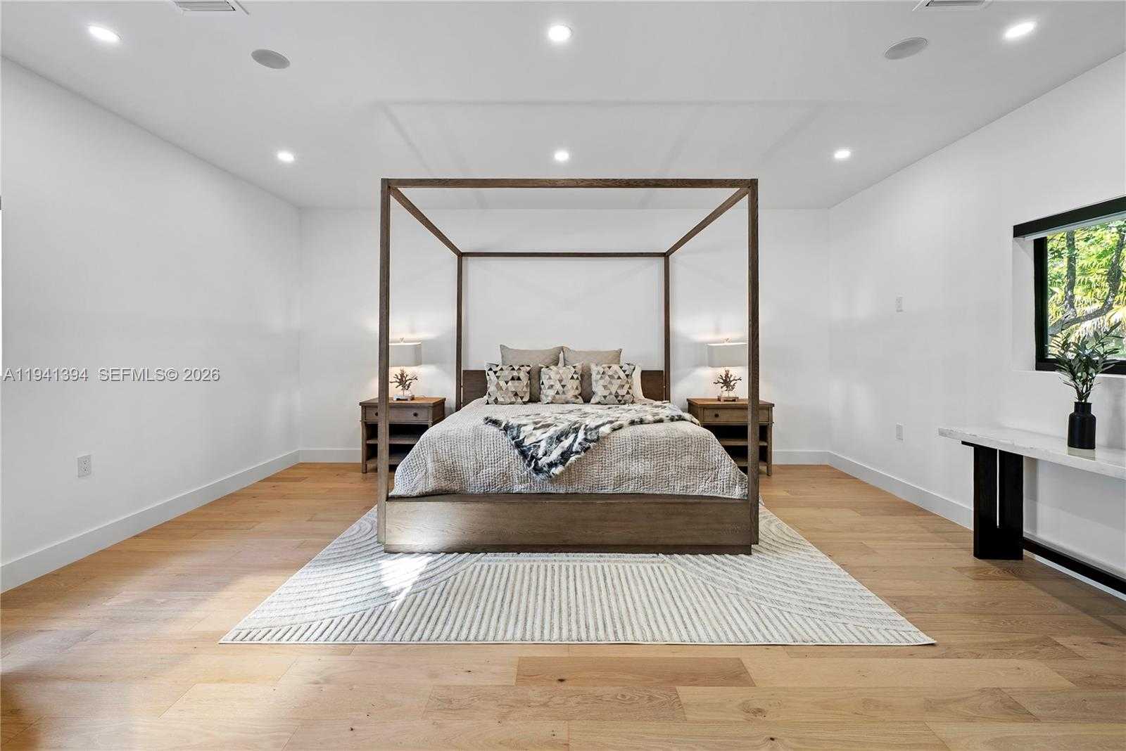 Small Image of 600 NORTH EAST 57TH ST, Miami Number 19