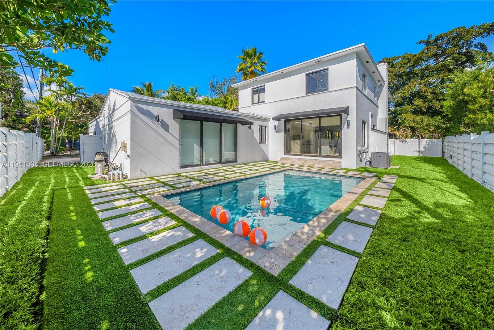 Small Image of 600 NORTH EAST 57TH ST, Miami Number 2