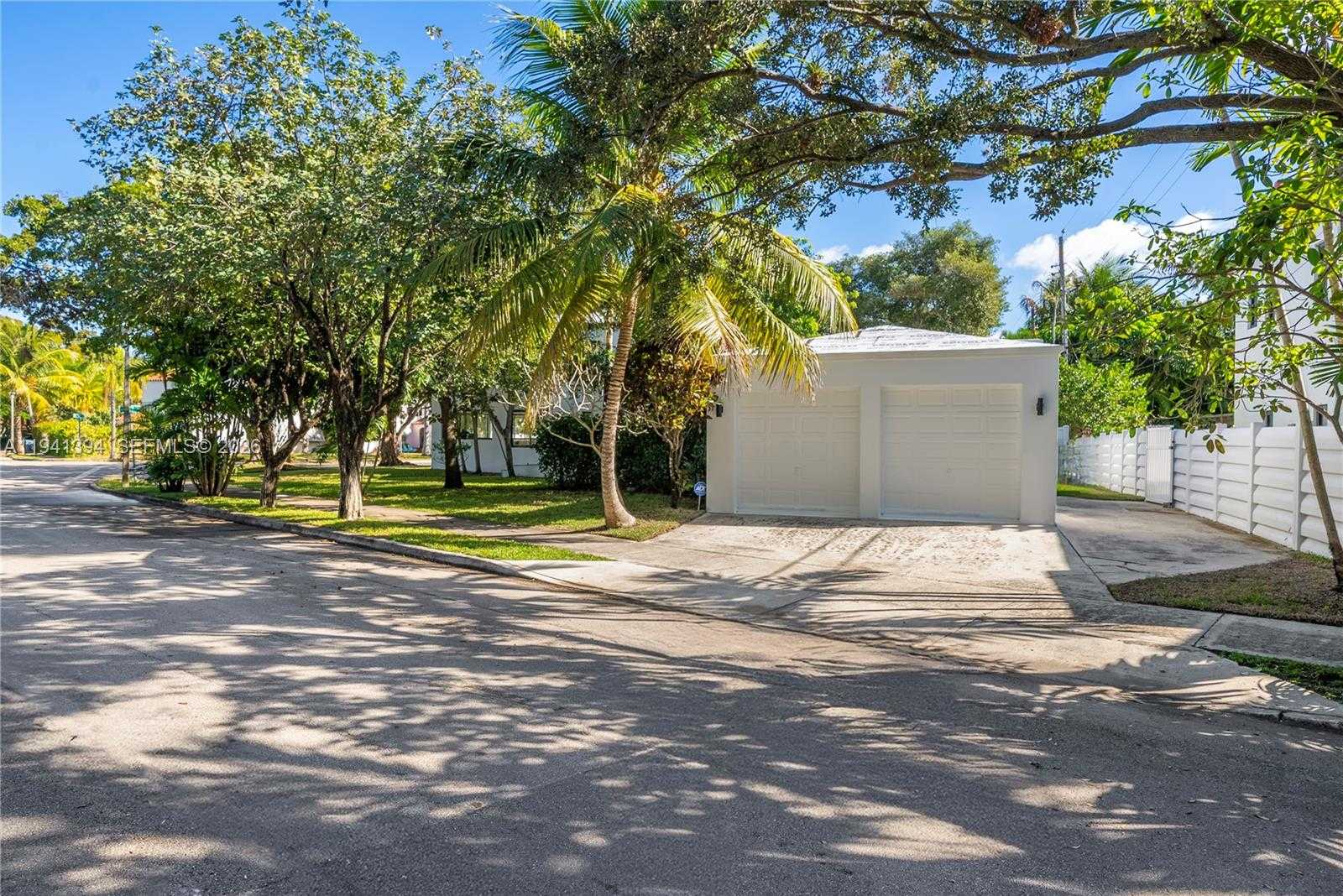 Small Image of 600 NORTH EAST 57TH ST, Miami Number 36