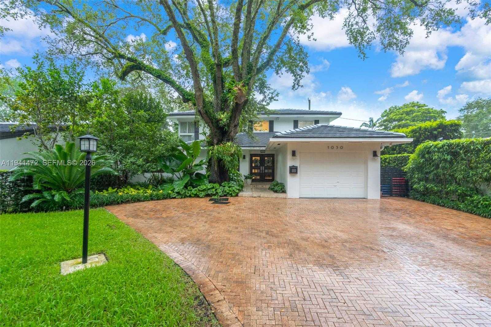 Small Image of 1030 MANATI AVE, Coral Gables Number 1