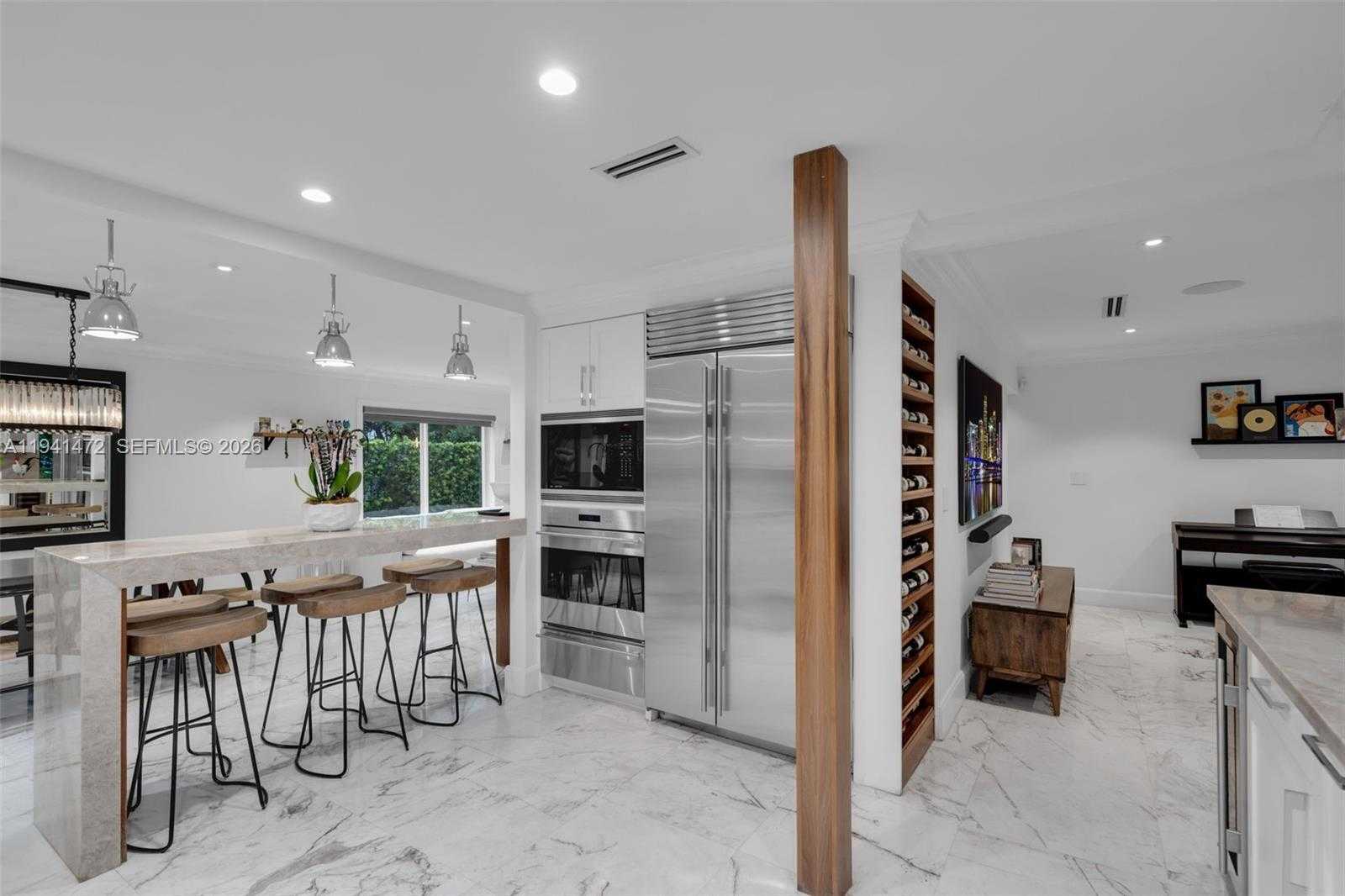 Small Image of 1030 MANATI AVE, Coral Gables Number 10