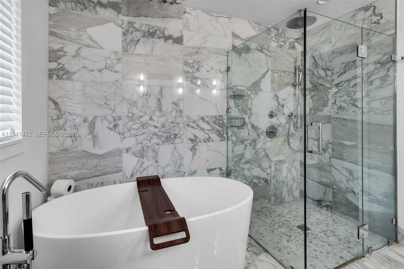 Small Image of 1030 MANATI AVE, Coral Gables Number 19