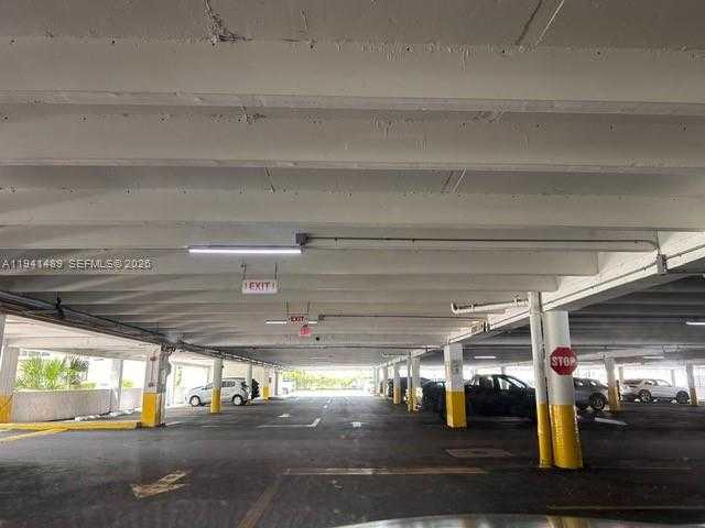 Small Image of 16919 NORTH BAY RD #314, Sunny Isles Beach Number 14