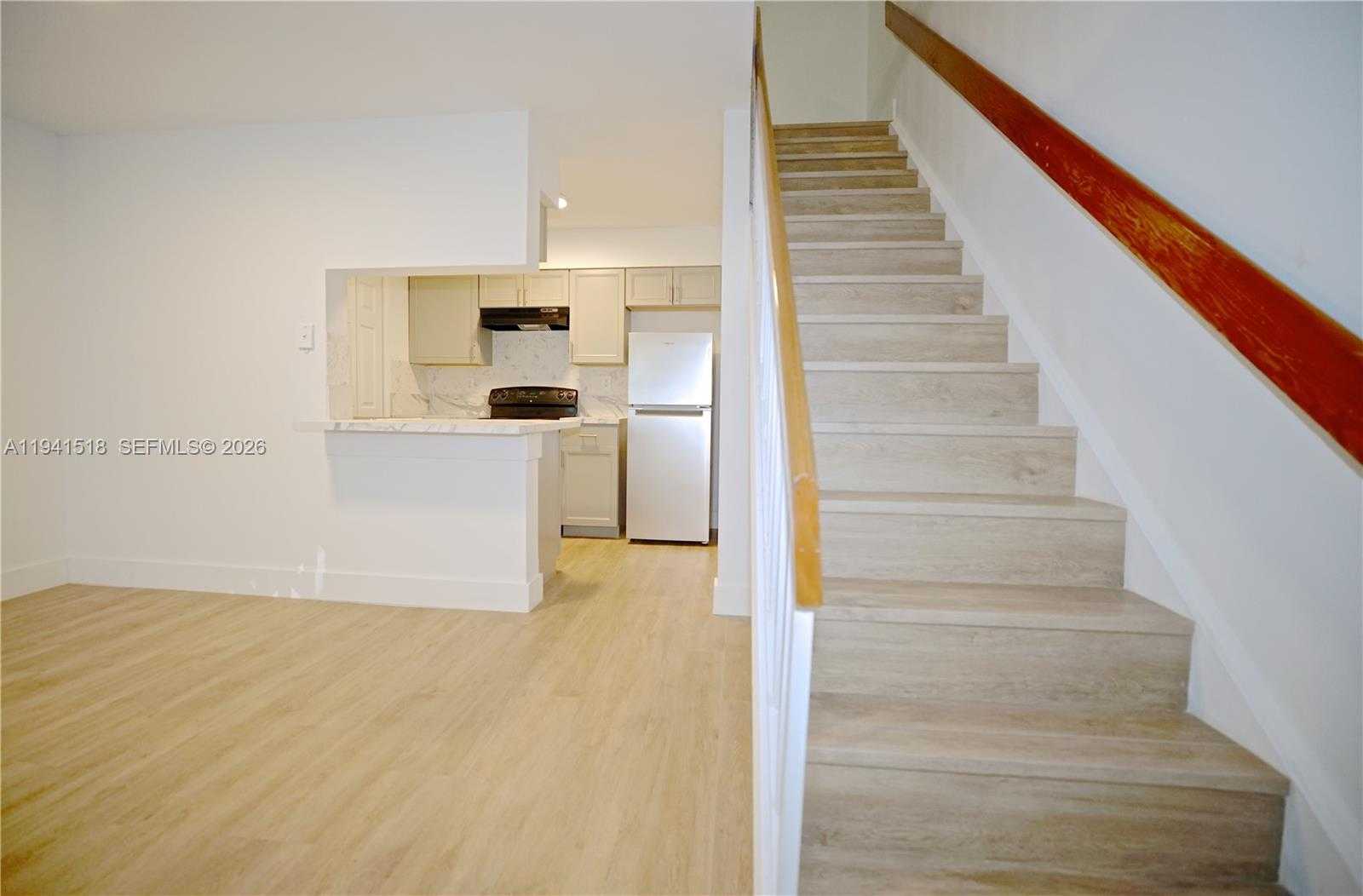 Small Image of 17425 NORTH WEST 67TH PL #B-13, Hialeah Number 3