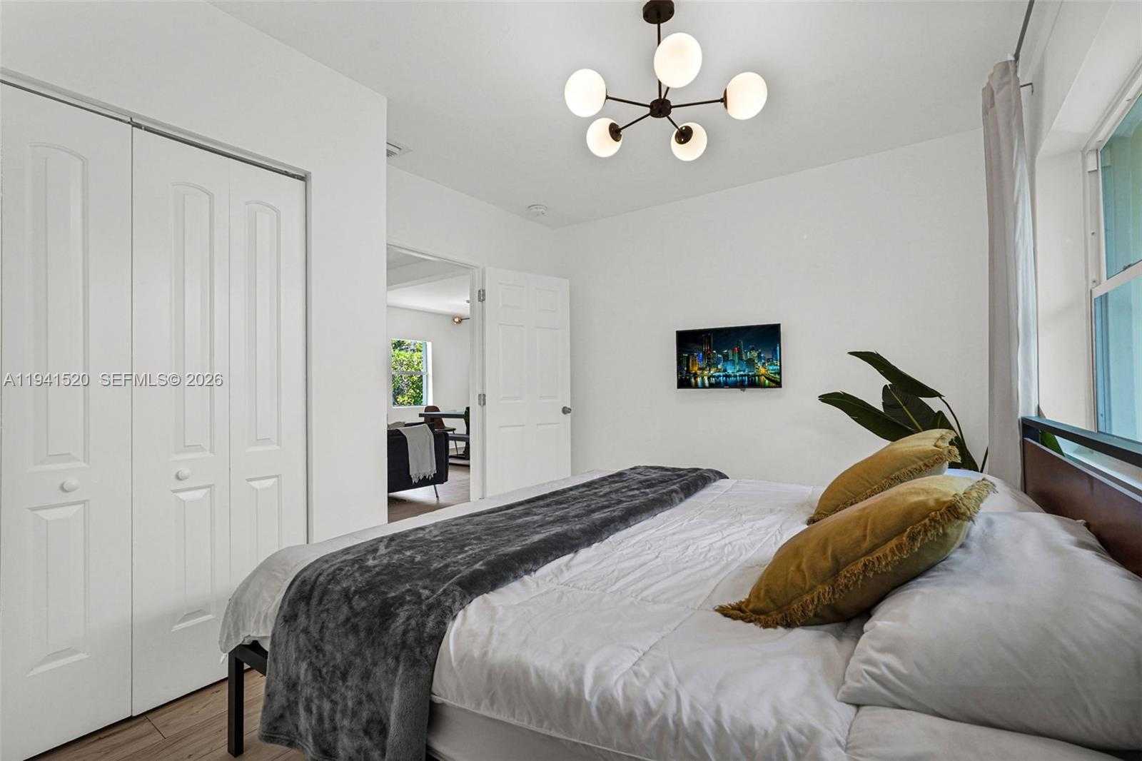 Small Image of 37 NORTH WEST 47TH ST, Miami Number 14