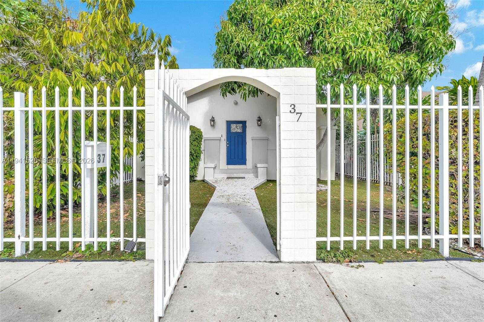 Small Image of 37 NORTH WEST 47TH ST, Miami Number 56