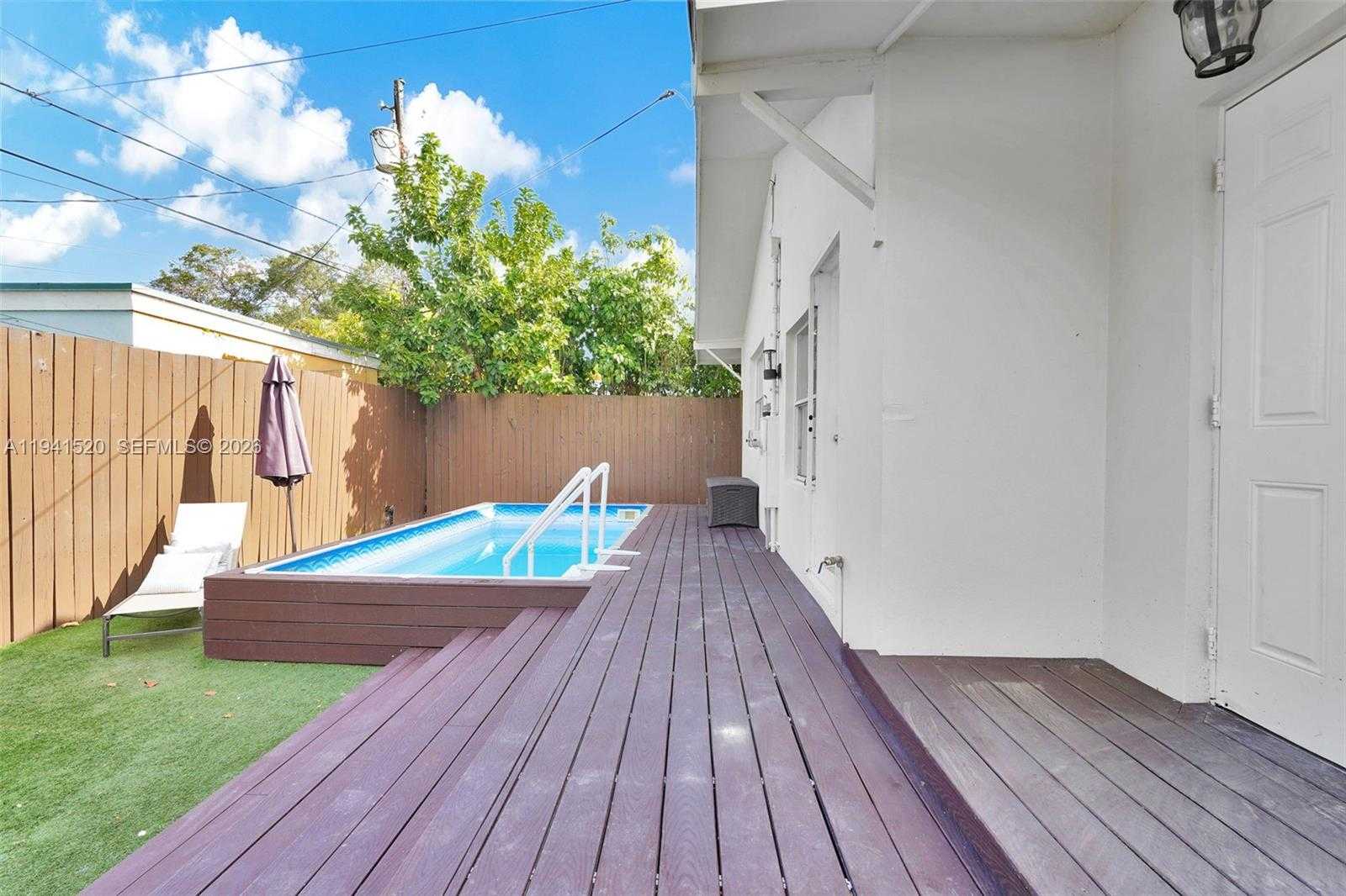 Small Image of 37 NORTH WEST 47TH ST, Miami Number 67