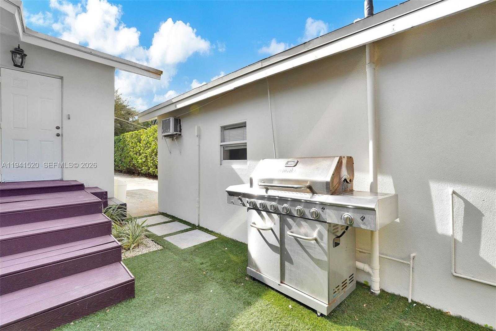 Small Image of 37 NORTH WEST 47TH ST, Miami Number 69