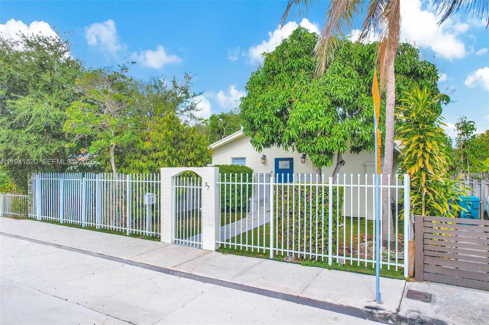 Small Image of 37 NORTH WEST 47TH ST, Miami Number 77