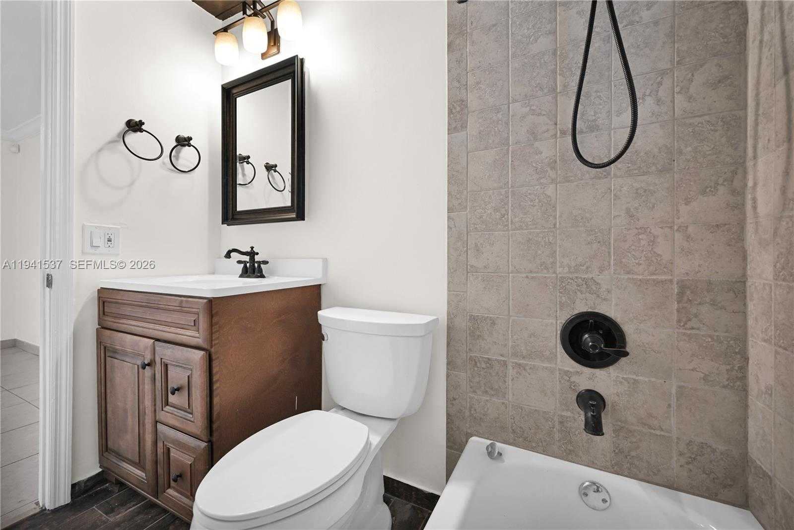 Small Image of 6560 SOUTH WEST 39TH ST, Miami Number 8