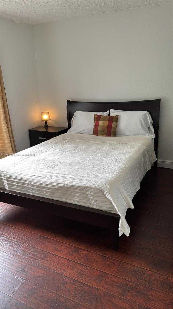 Small Image of 4920 NORTH WEST 79TH AVE #204, Doral Number 4