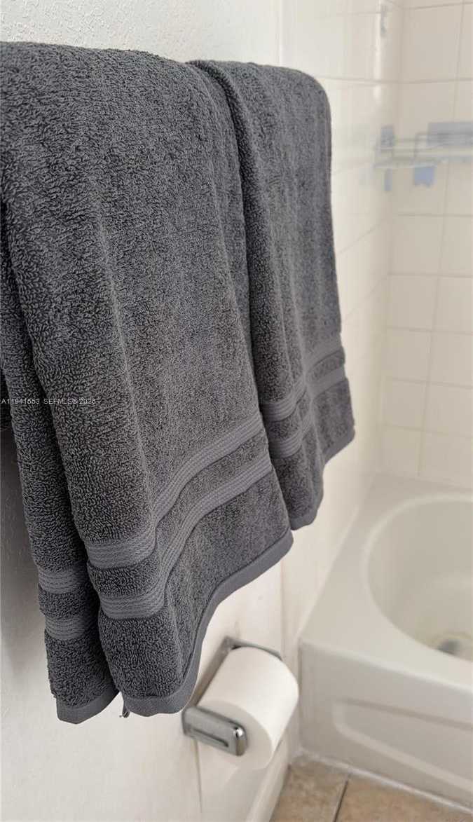 Small Image of 4920 NORTH WEST 79TH AVE #204, Doral Number 9