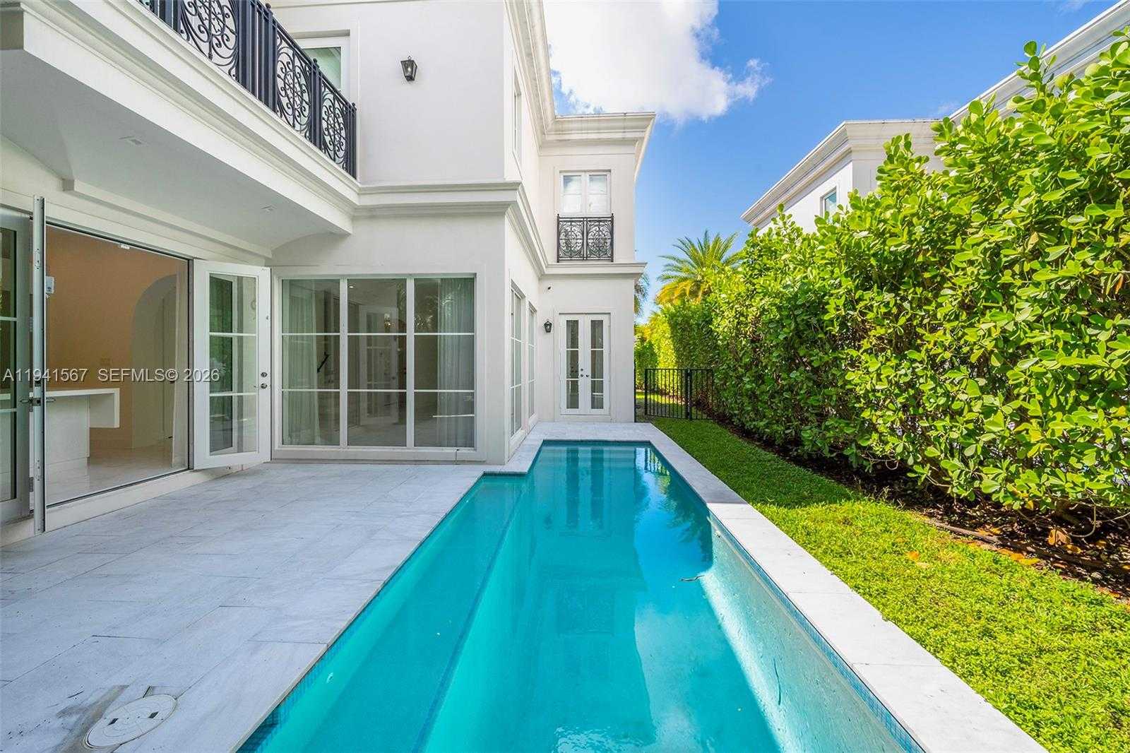 Small Image of 315 SANTANDER AVE #311, Coral Gables Number 24