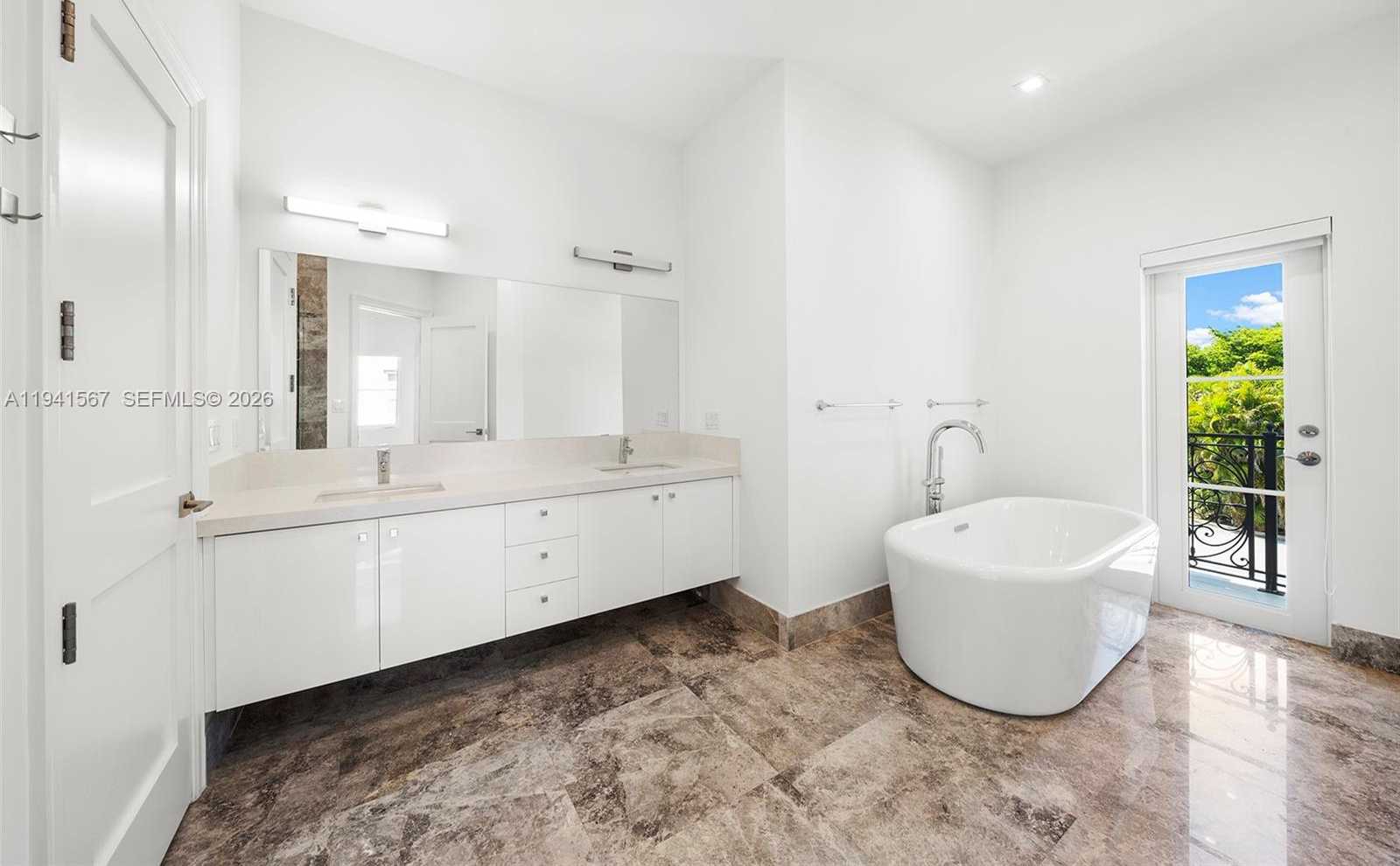 Small Image of 315 SANTANDER AVE #311, Coral Gables Number 41