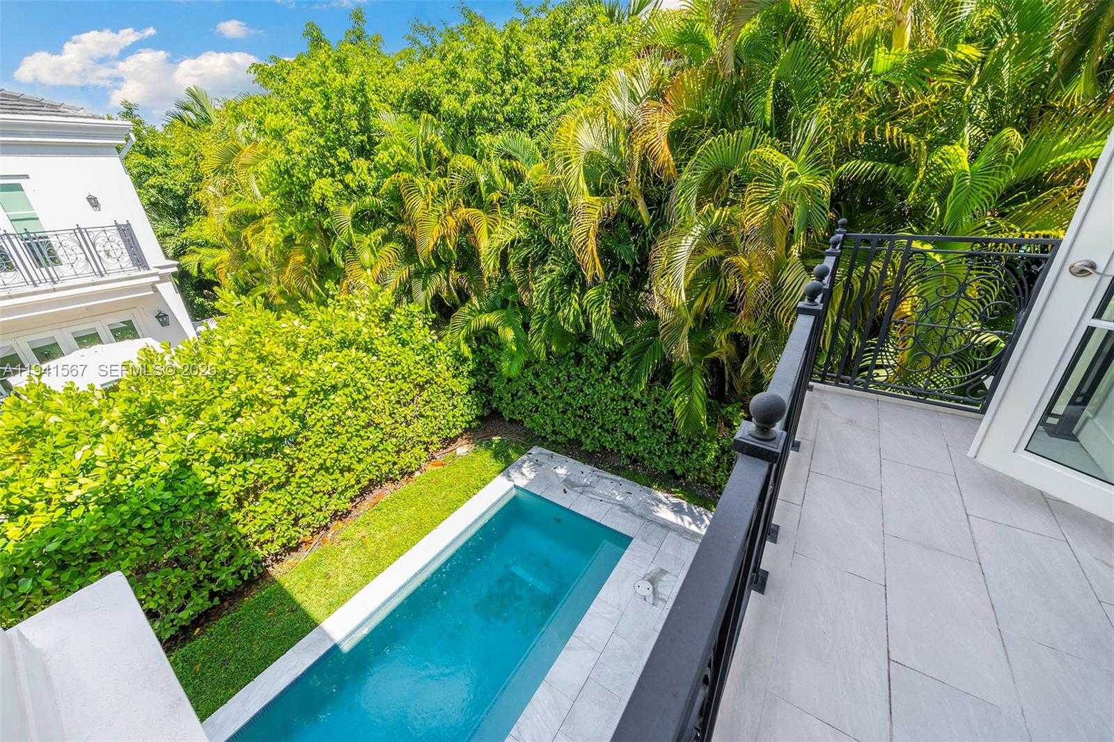 Small Image of 315 SANTANDER AVE #311, Coral Gables Number 50