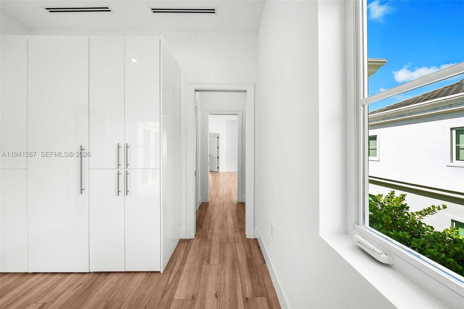 Small Image of 315 SANTANDER AVE #311, Coral Gables Number 59