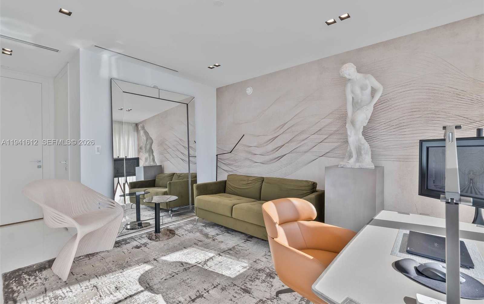 Small Image of 300 BISCAYNE BOULEVARD WAY #5105W, Miami Number 32