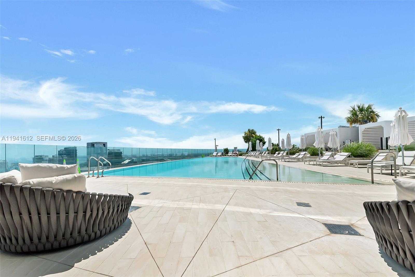 Small Image of 300 BISCAYNE BOULEVARD WAY #5105W, Miami Number 36