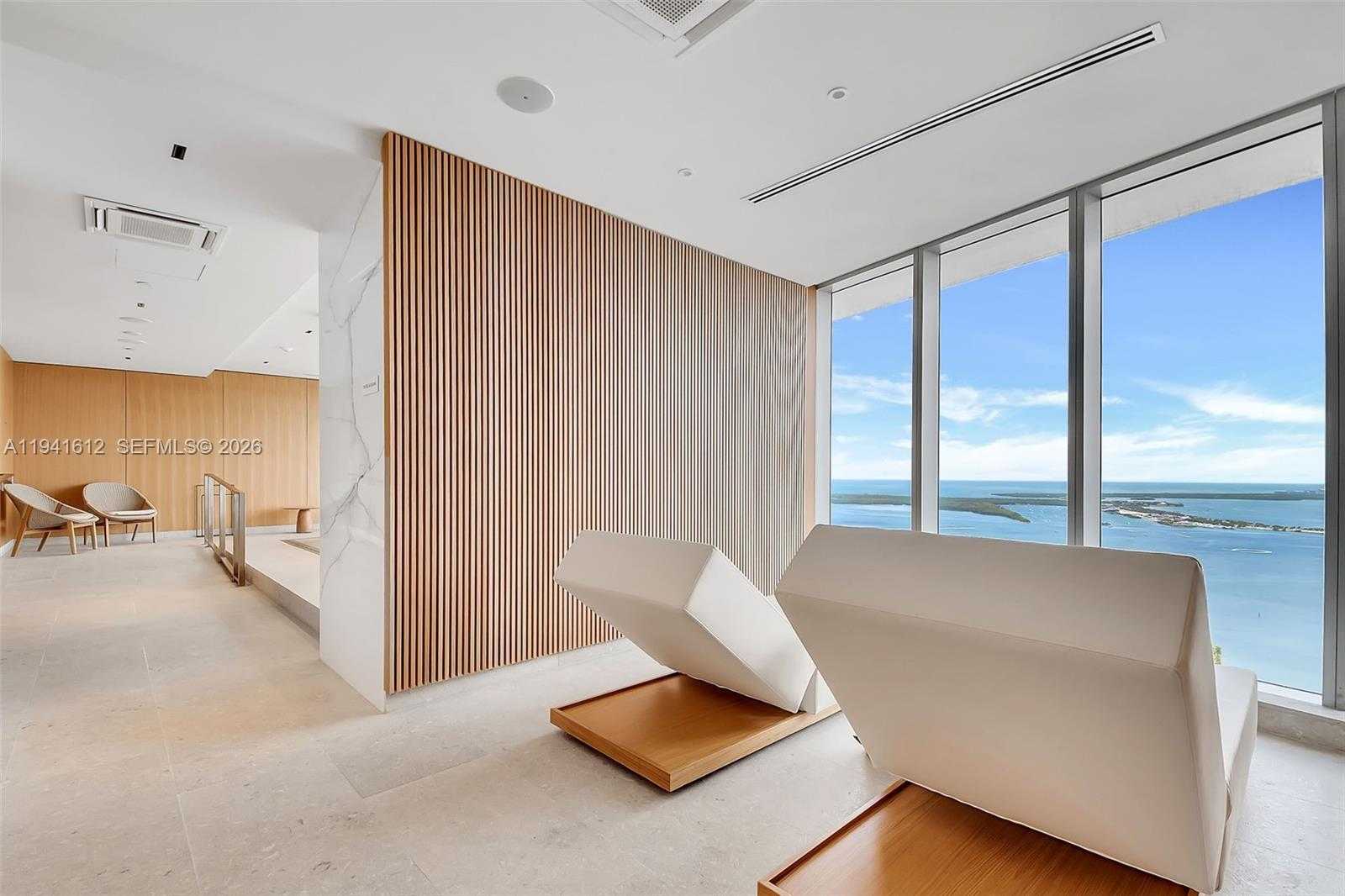 Small Image of 300 BISCAYNE BOULEVARD WAY #5105W, Miami Number 52