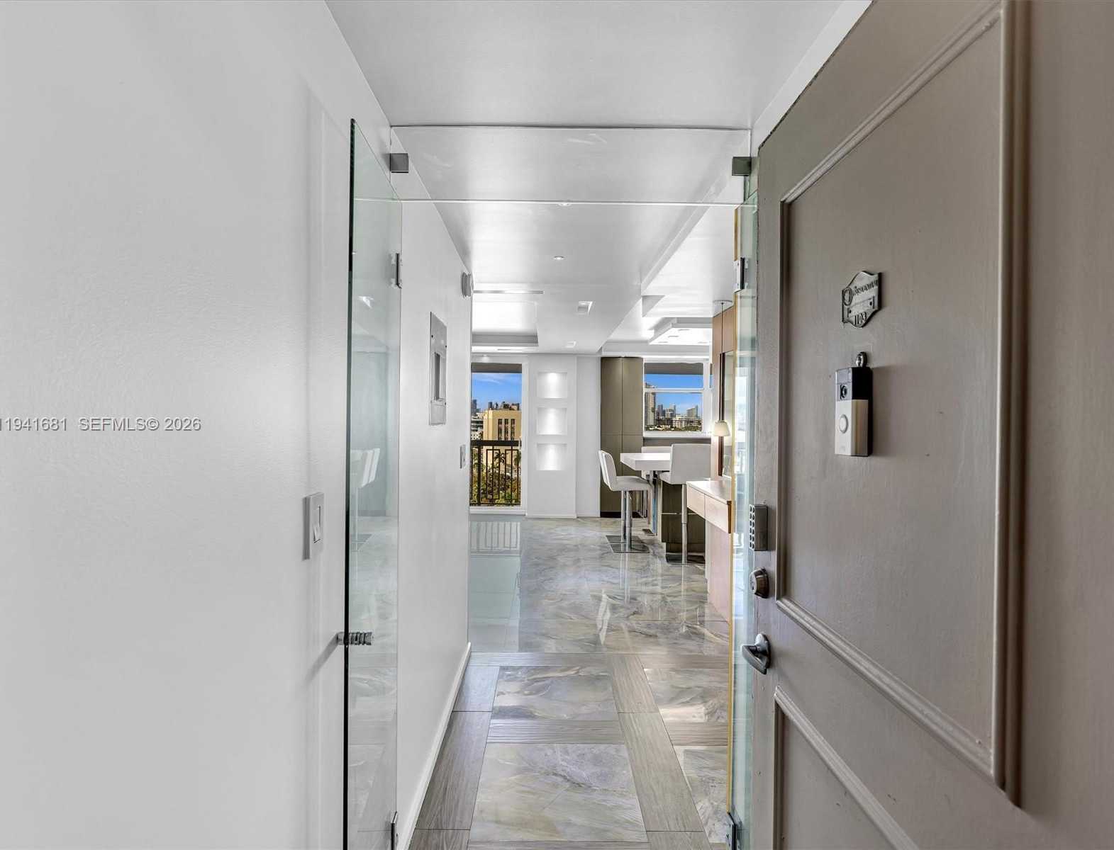 Small Image of 401 OCEAN DR #1103, Miami Beach Number 13