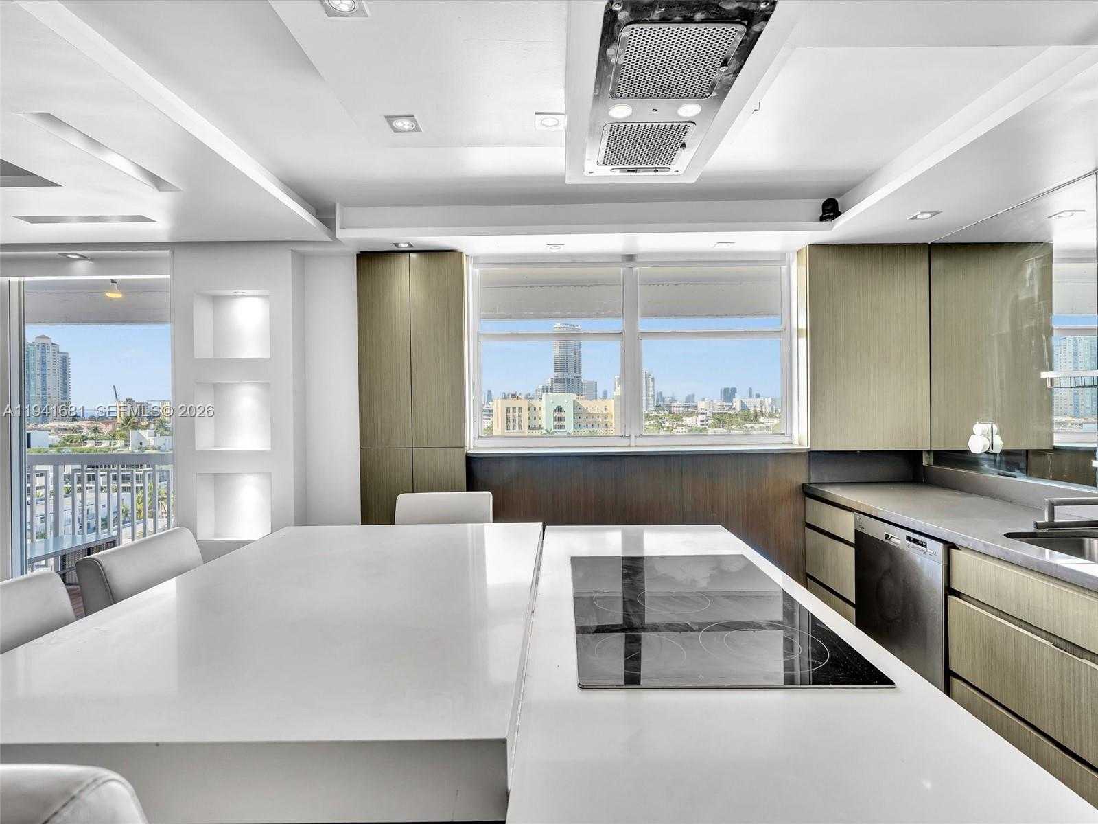 Small Image of 401 OCEAN DR #1103, Miami Beach Number 23