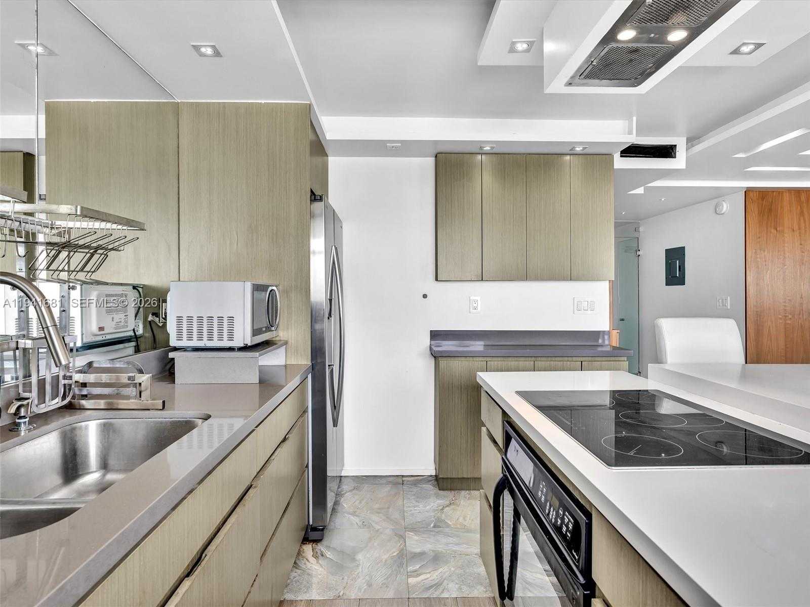 Small Image of 401 OCEAN DR #1103, Miami Beach Number 26