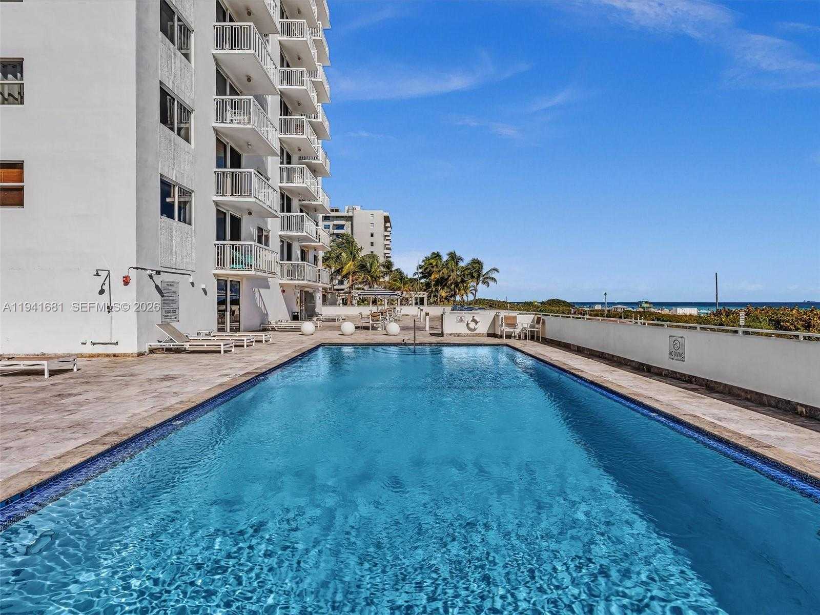 Small Image of 401 OCEAN DR #1103, Miami Beach Number 37