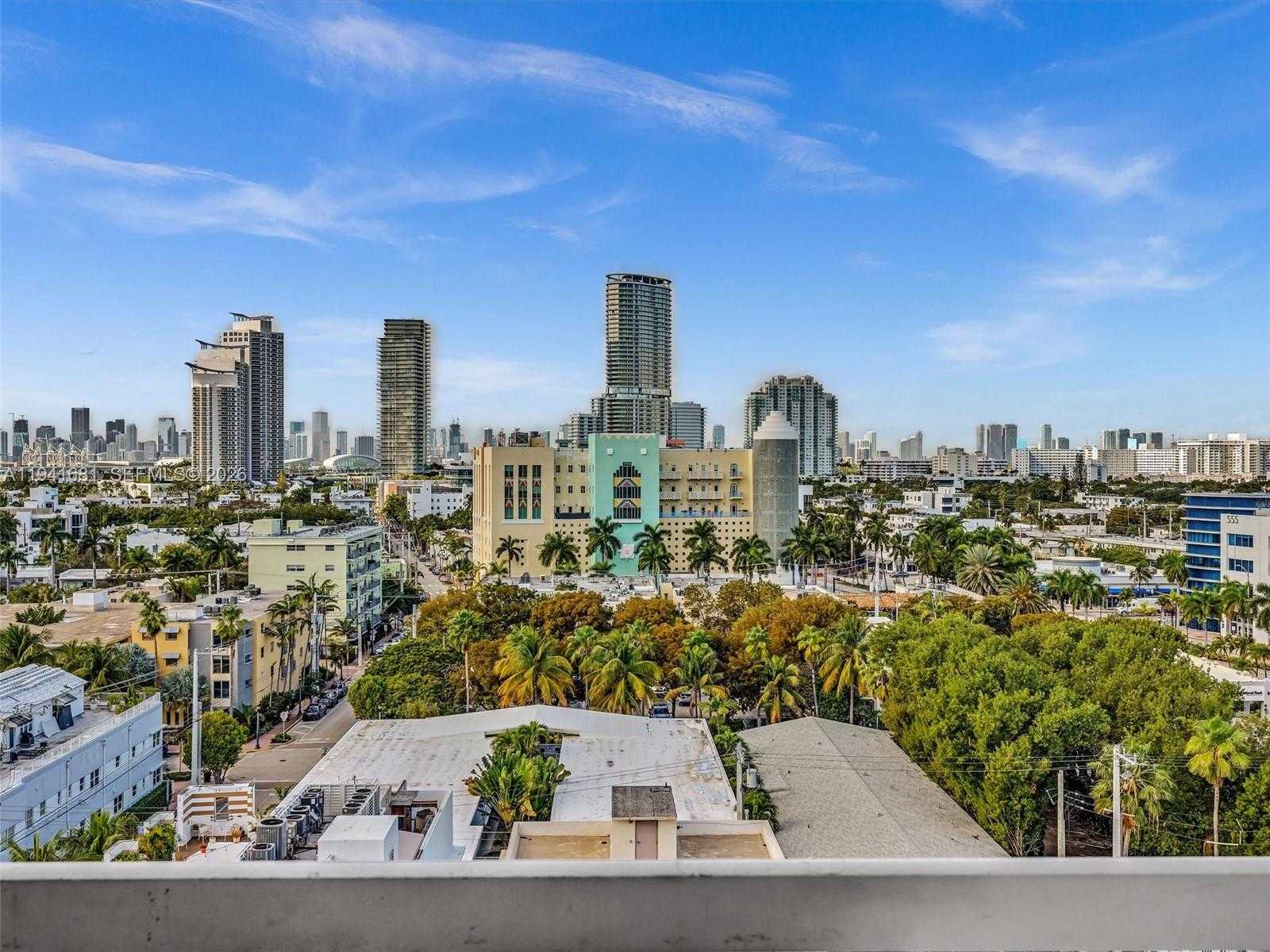 Small Image of 401 OCEAN DR #1103, Miami Beach Number 9