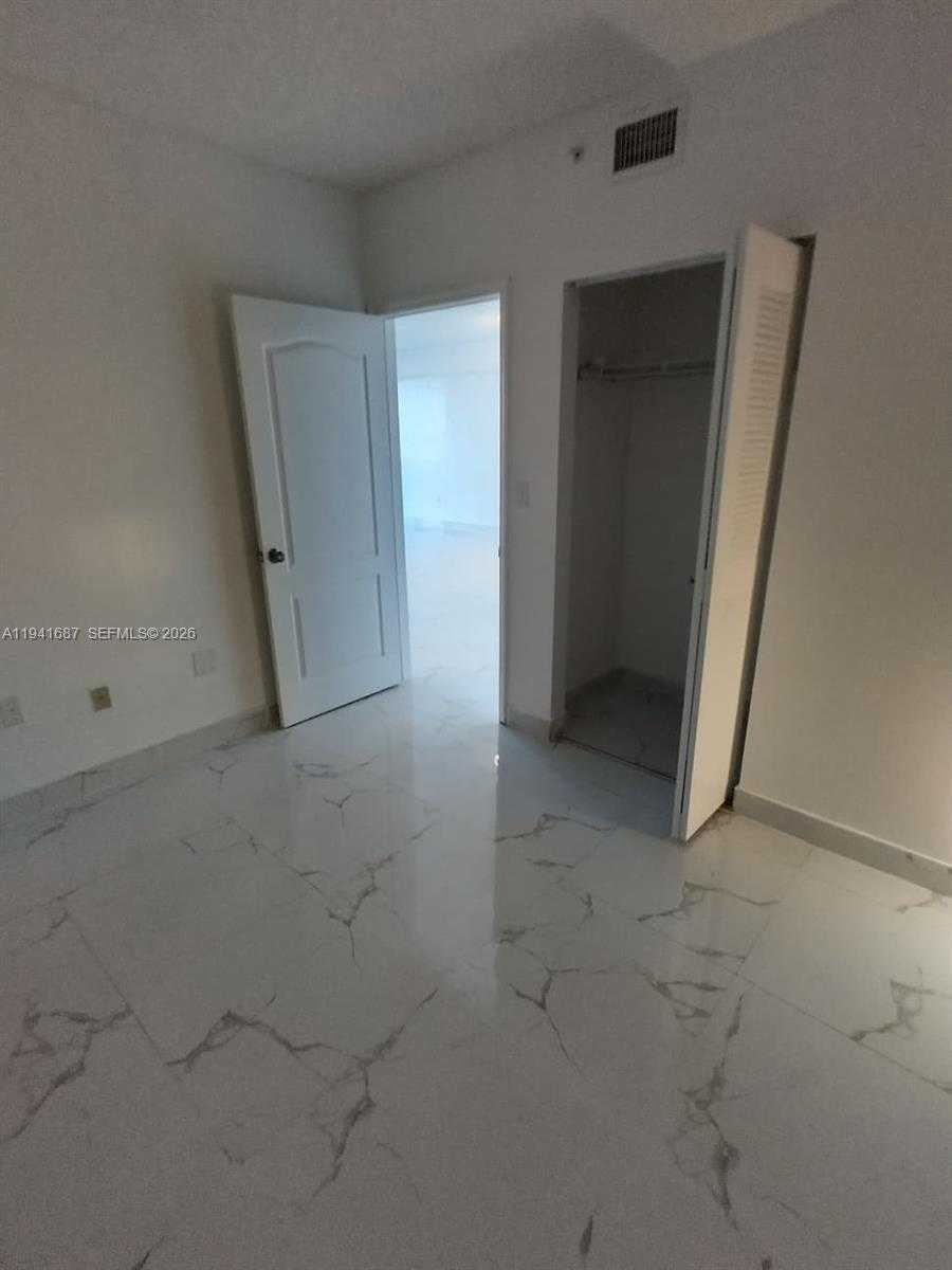 Small Image of 5099 NORTH WEST 7TH ST #PH03 (1103), Miami Number 16