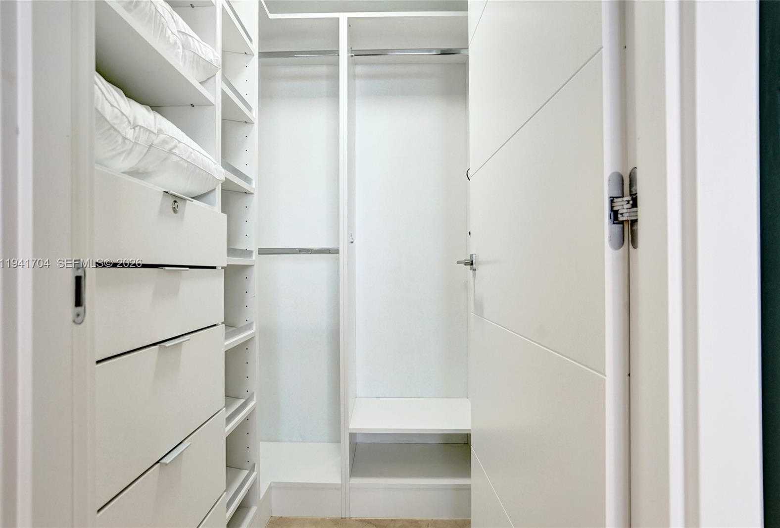 Small Image of 1800 SOUTH OCEAN DR #4403, Hallandale Beach Number 32