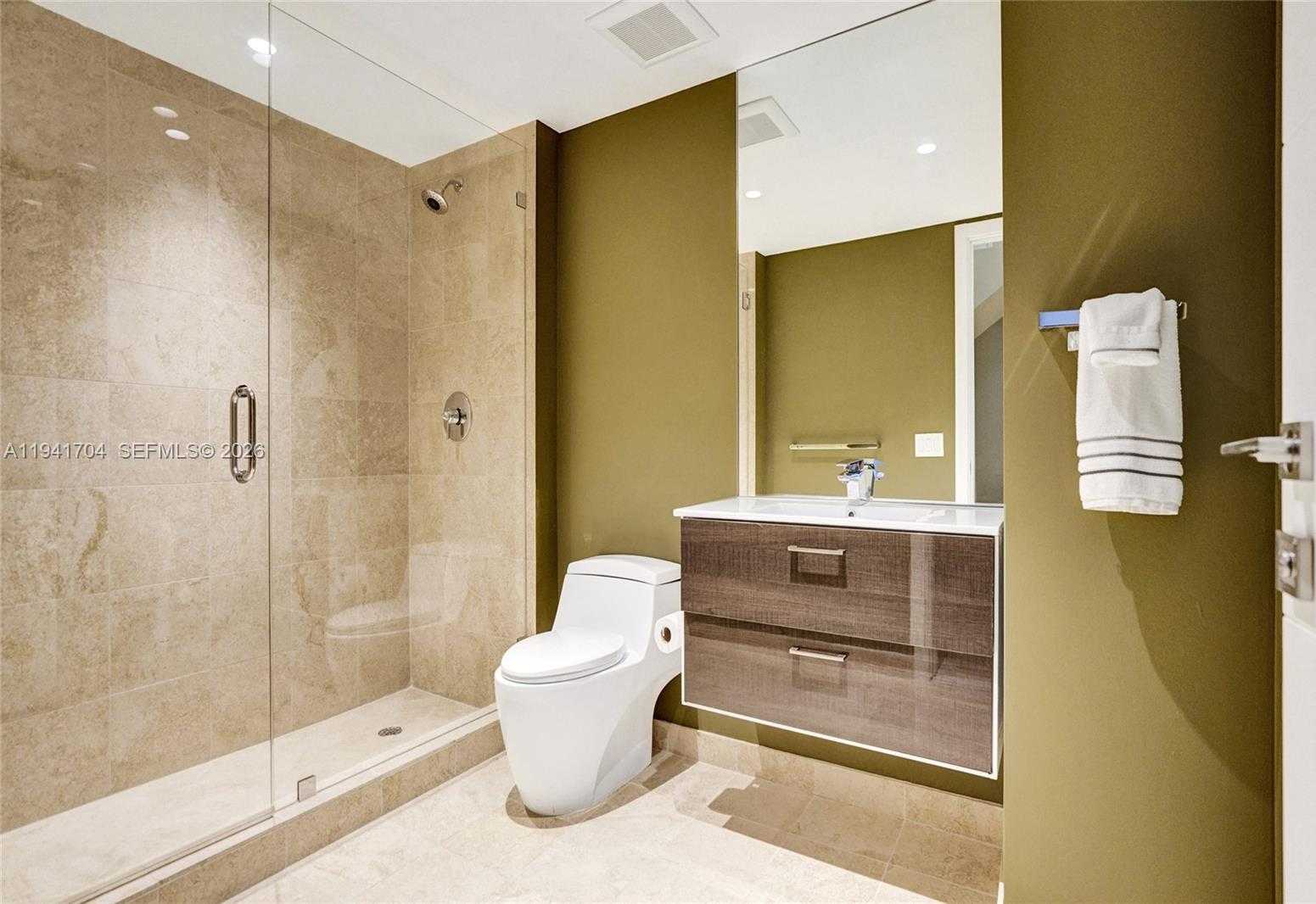 Small Image of 1800 SOUTH OCEAN DR #4403, Hallandale Beach Number 34