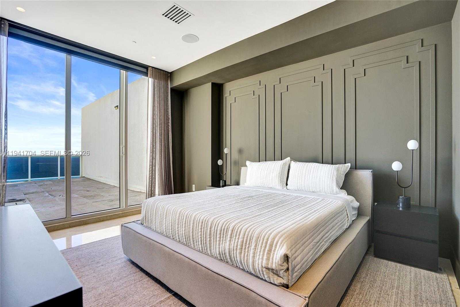 Small Image of 1800 SOUTH OCEAN DR #4403, Hallandale Beach Number 42