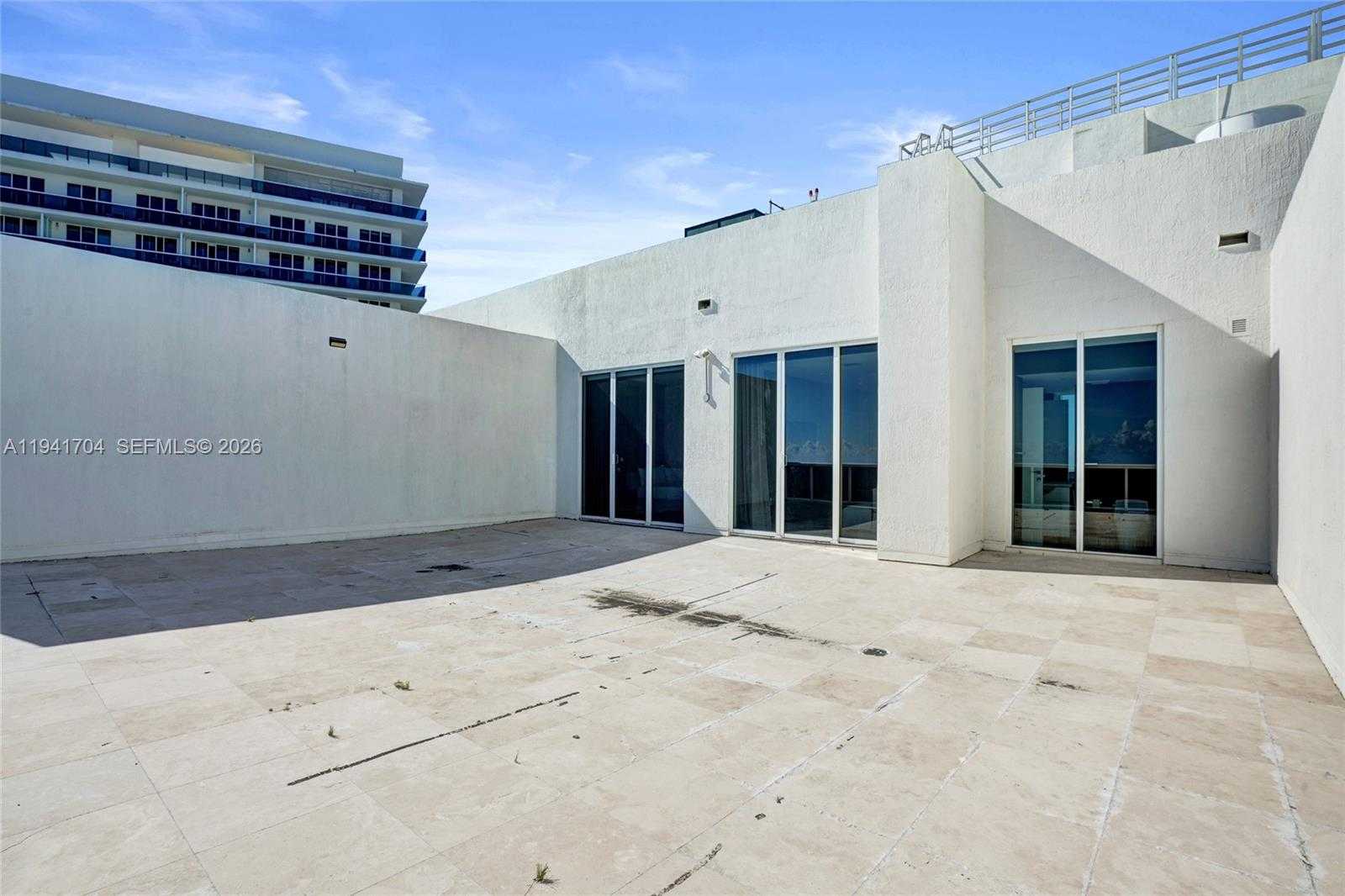 Small Image of 1800 SOUTH OCEAN DR #4403, Hallandale Beach Number 49