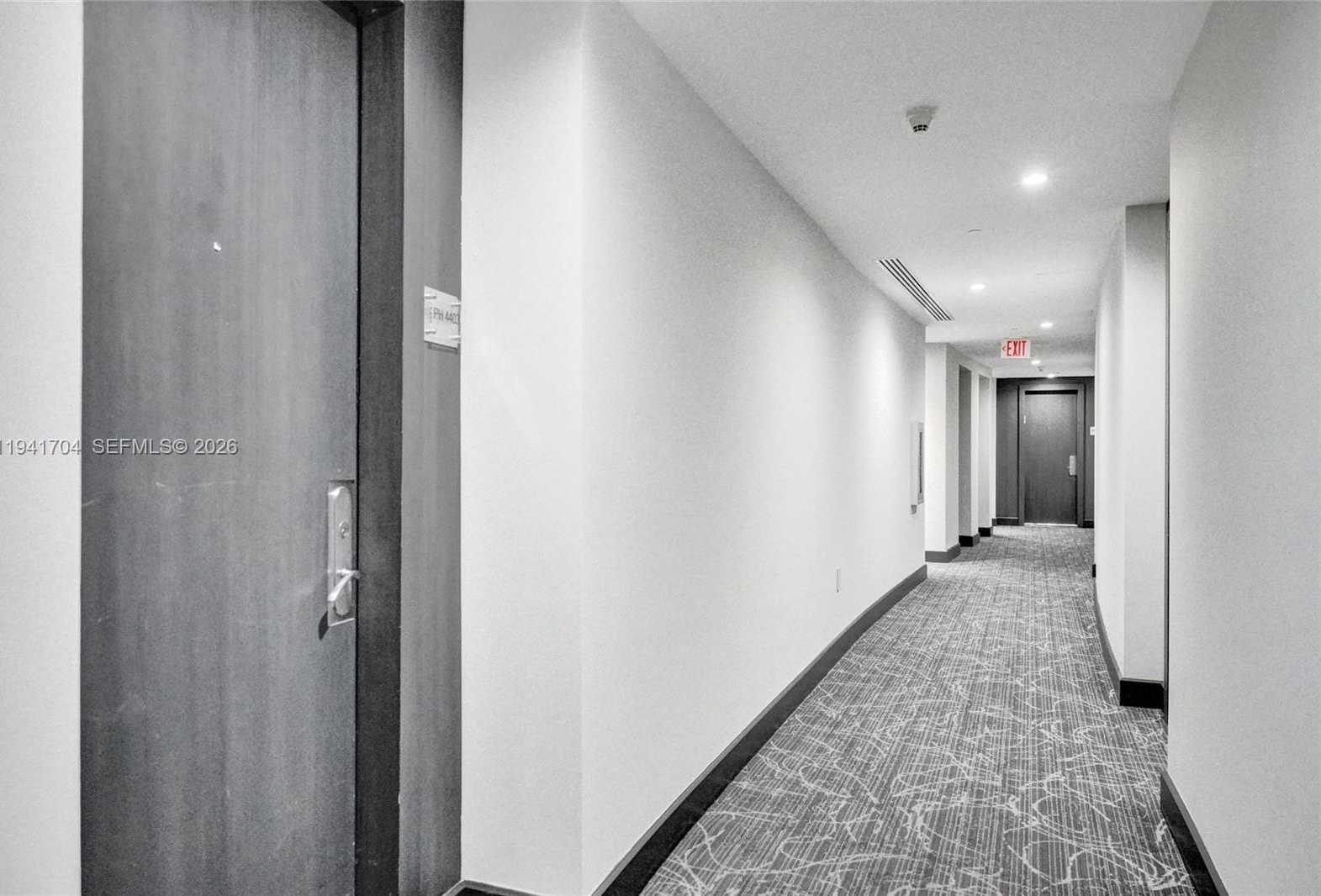 Small Image of 1800 SOUTH OCEAN DR #4403, Hallandale Beach Number 69