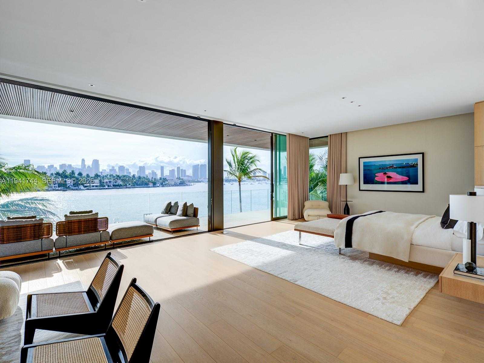 Small Image of 28 WEST DILIDO DR, Miami Beach Number 15