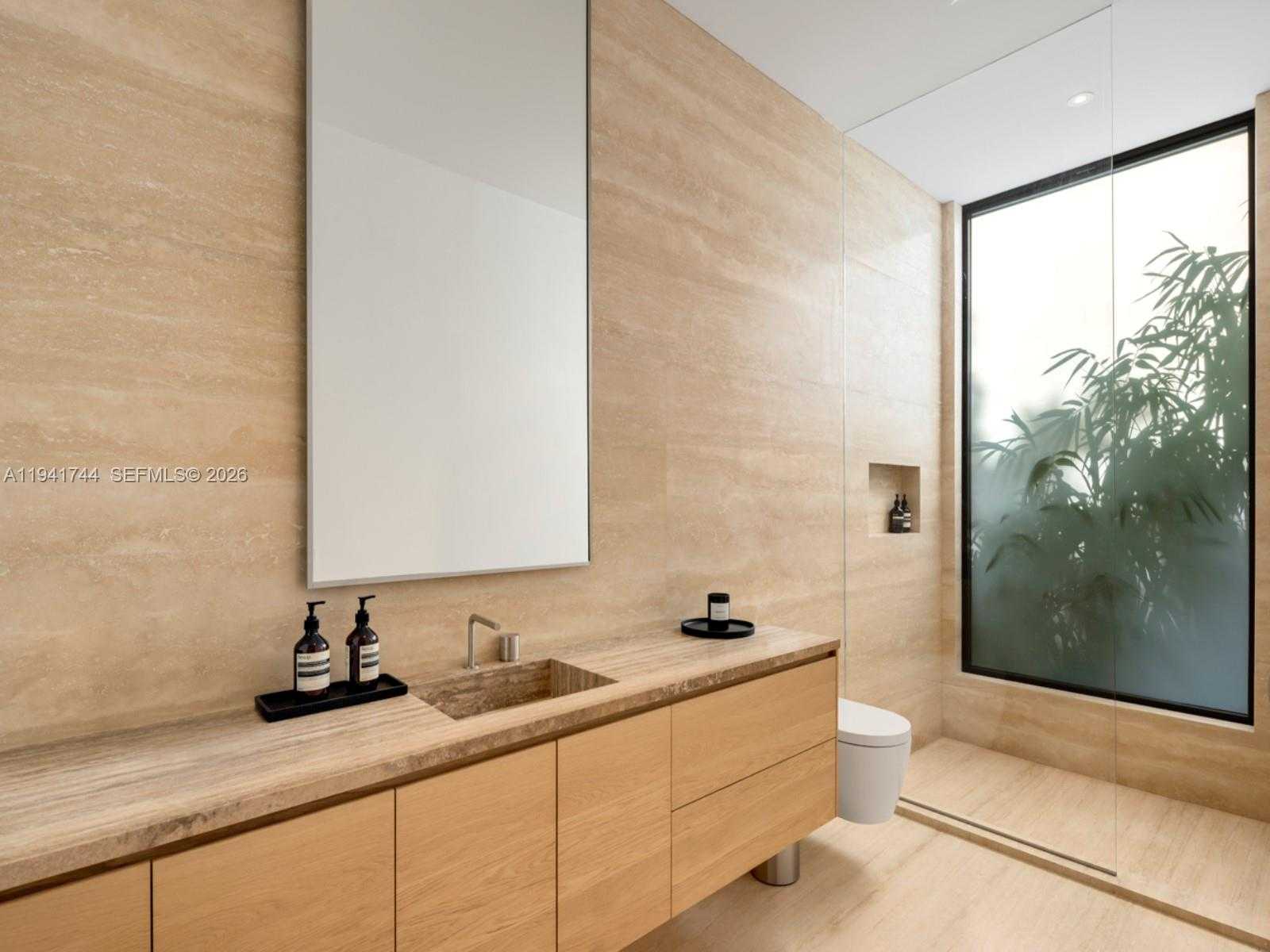 Small Image of 28 WEST DILIDO DR, Miami Beach Number 30